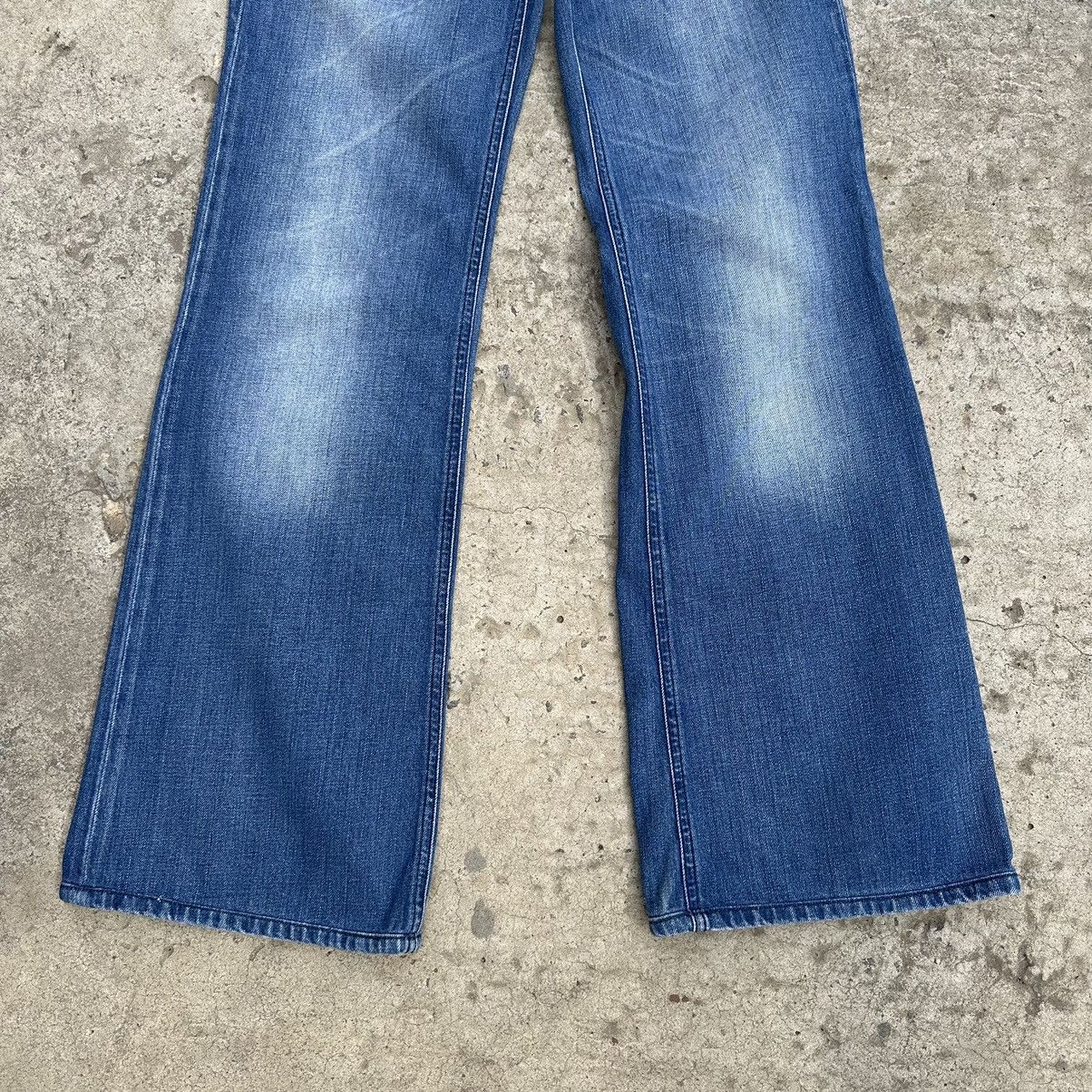 Diesel × Vintage Vintage Diesel Jeans W25xL32 Japanese Style Y2K Grunge Size 25" / US 0 / IT 36 - 6 Thumbnail