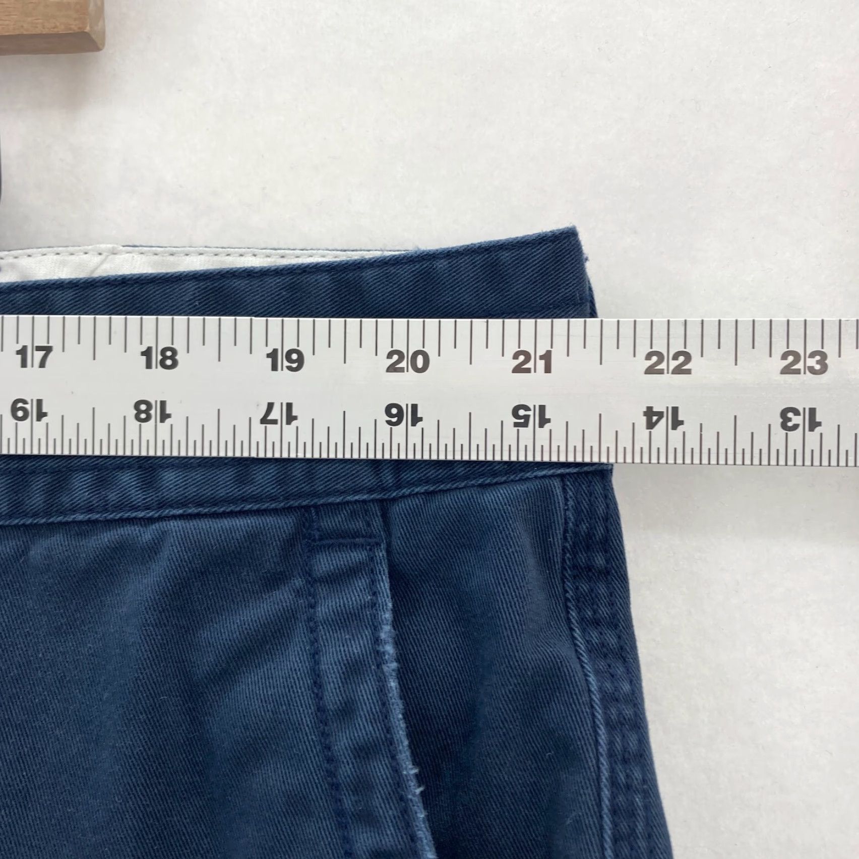 Polo Ralph Lauren Polo Ralph Lauren Cargo Shorts Mens 42 Dark Blue Heavyweight 100% Cotton 10" Cargo Pocket Navy Blue Polo Ralph Lauren Mens Shorts 42 Size US XL / EU 56 / 4 - 4 Thumbnail