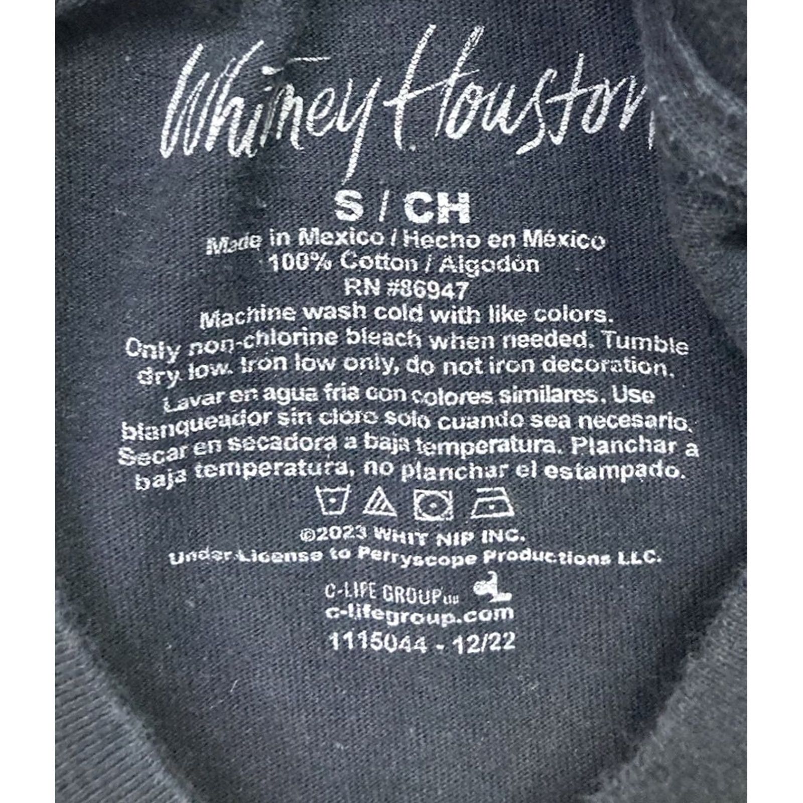 Vintage Whitney Houston I Will Always Love You Graphic T-shirt Women Small Music Shirt Ladies Small Black Short Sleeve Crew Neck Pullover Casual Size S / US 4 / IT 40 - 4 Thumbnail