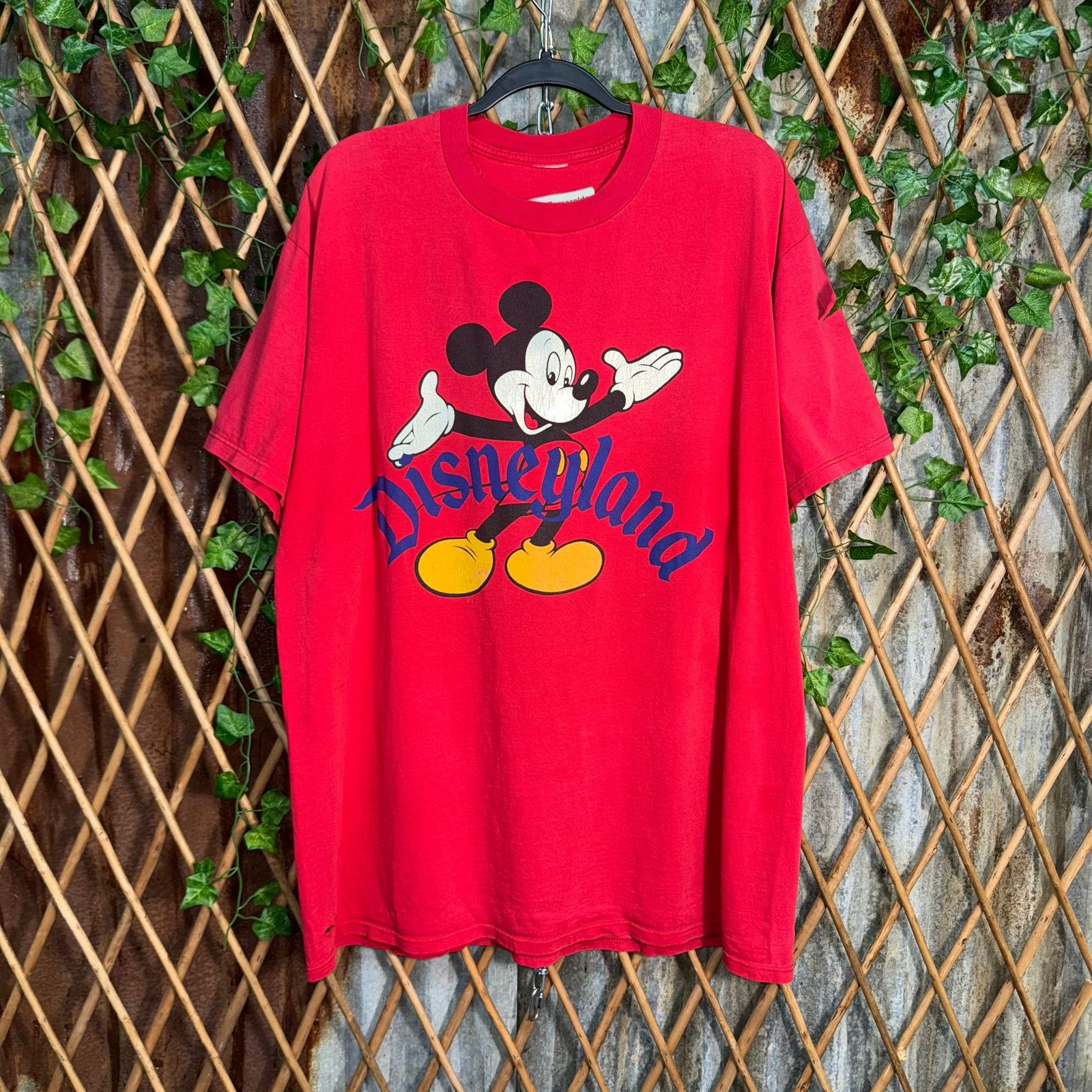Disney Vintage Y2K Mickey Mouse Disneyland park cartoon 90s t-shirt Size US XL / EU 56 / 4 - 1 Thumbnail