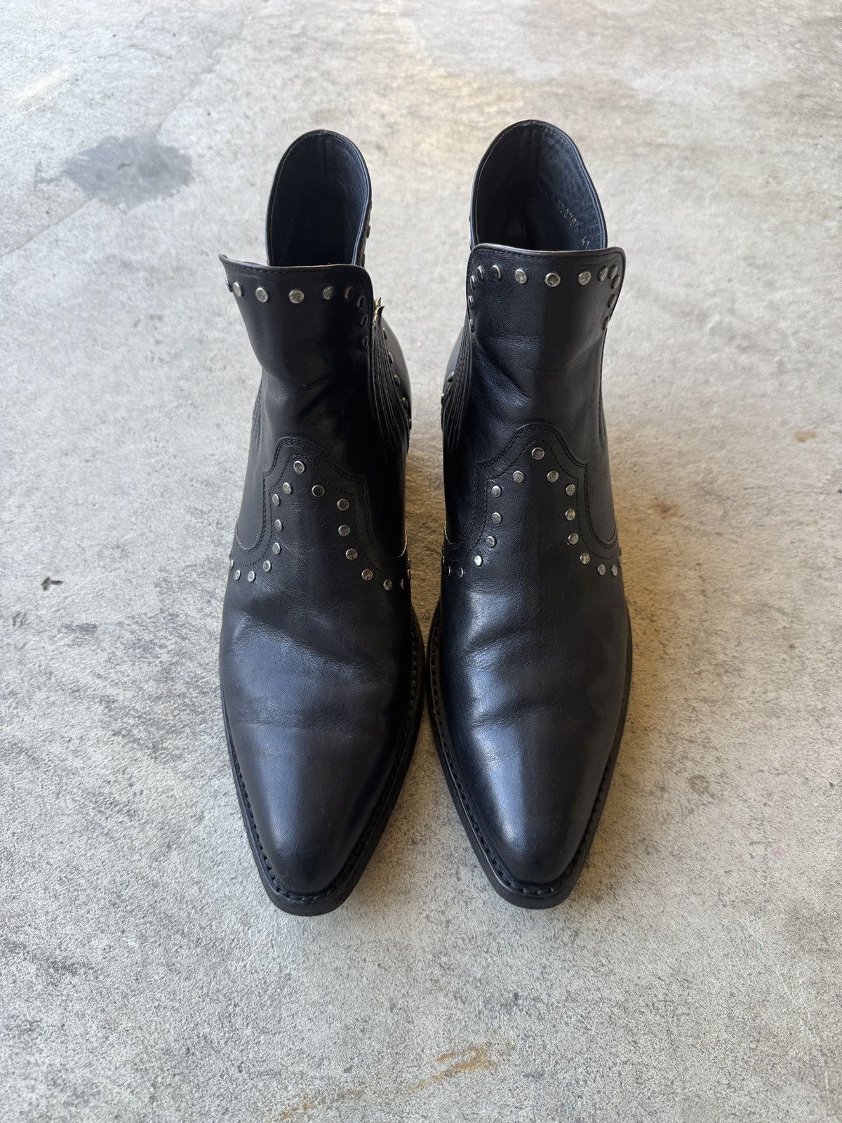 Saint Laurent Paris Saint Laurent Paris Dakota Studded Boots Hedi Slimane Size US 9 / EU 42 - 2 Thumbnail