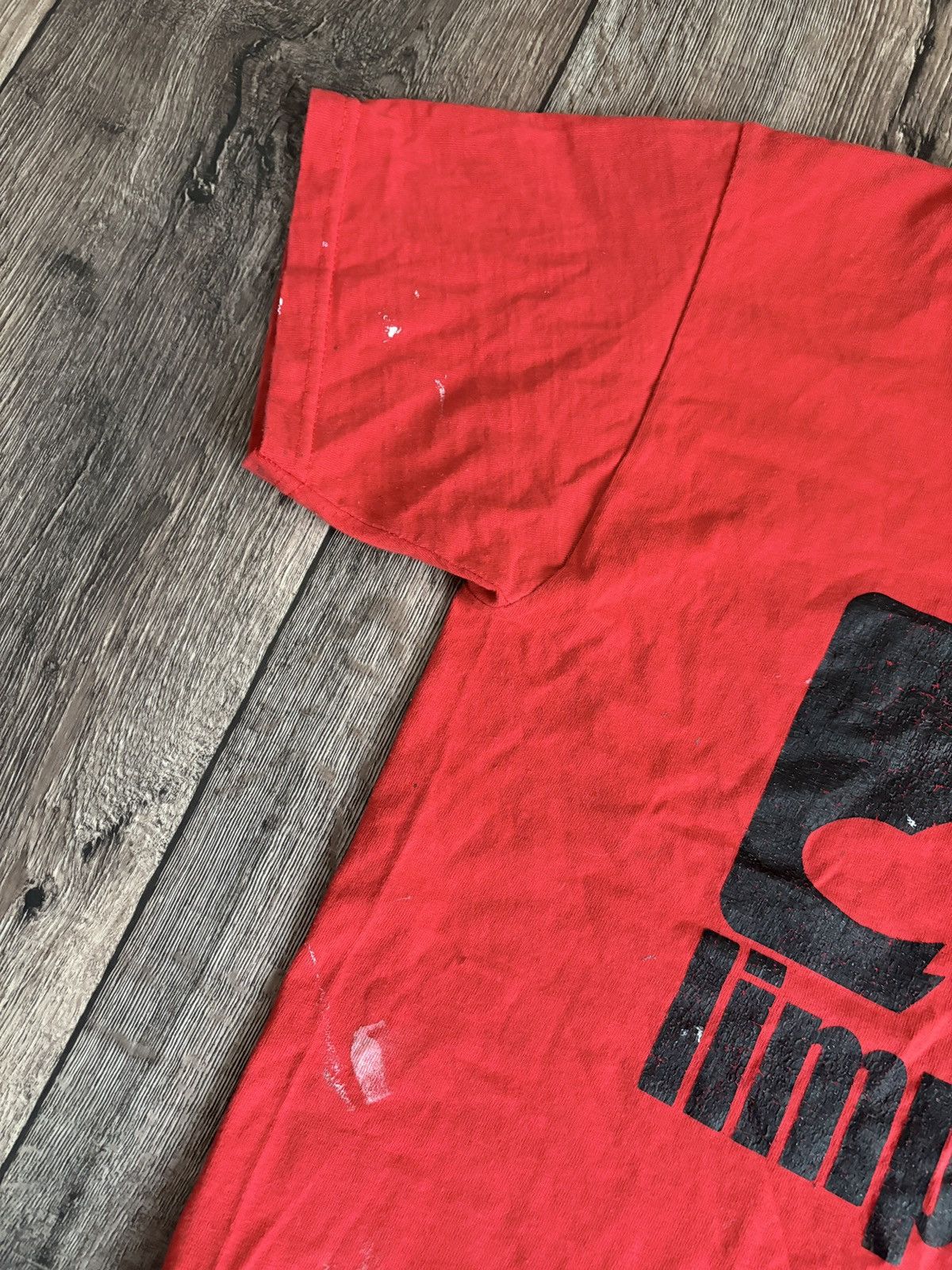 Band Tees Vintage 2000s Rare Limp Bizkit Distressed Tour T-Shirt Size US L / EU 52-54 / 3 - 5 Thumbnail