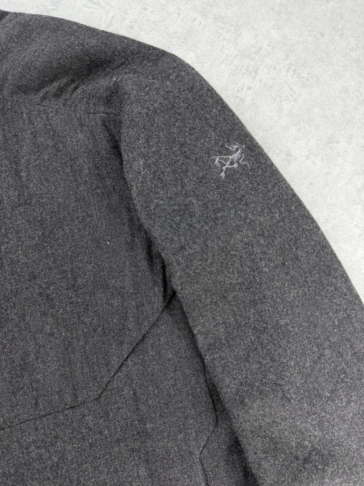 Arc'teryx Arc’teryx Diplomat Wool Blend Zip Jacket Insulated Size L Size US L / EU 52-54 / 3 - 6 Thumbnail