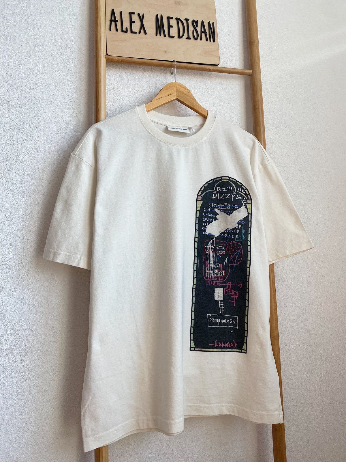 H&M × Jean-Michel Basquiat × Who Decides War WHO DECIDES WAR x BASQUIAT x H&M RELAXED FIT COTTON T-SHIRT Size US M / EU 48-50 / 2 - 5 Thumbnail