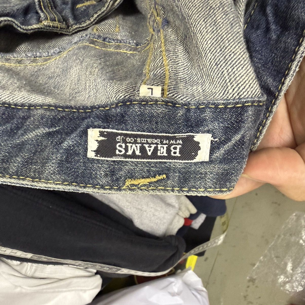 Junya Watanabe WASHED DENIM PAINT SPLATTER DISTRESSED JEANS LIKE JUNYA Size US 31 - 15 Thumbnail