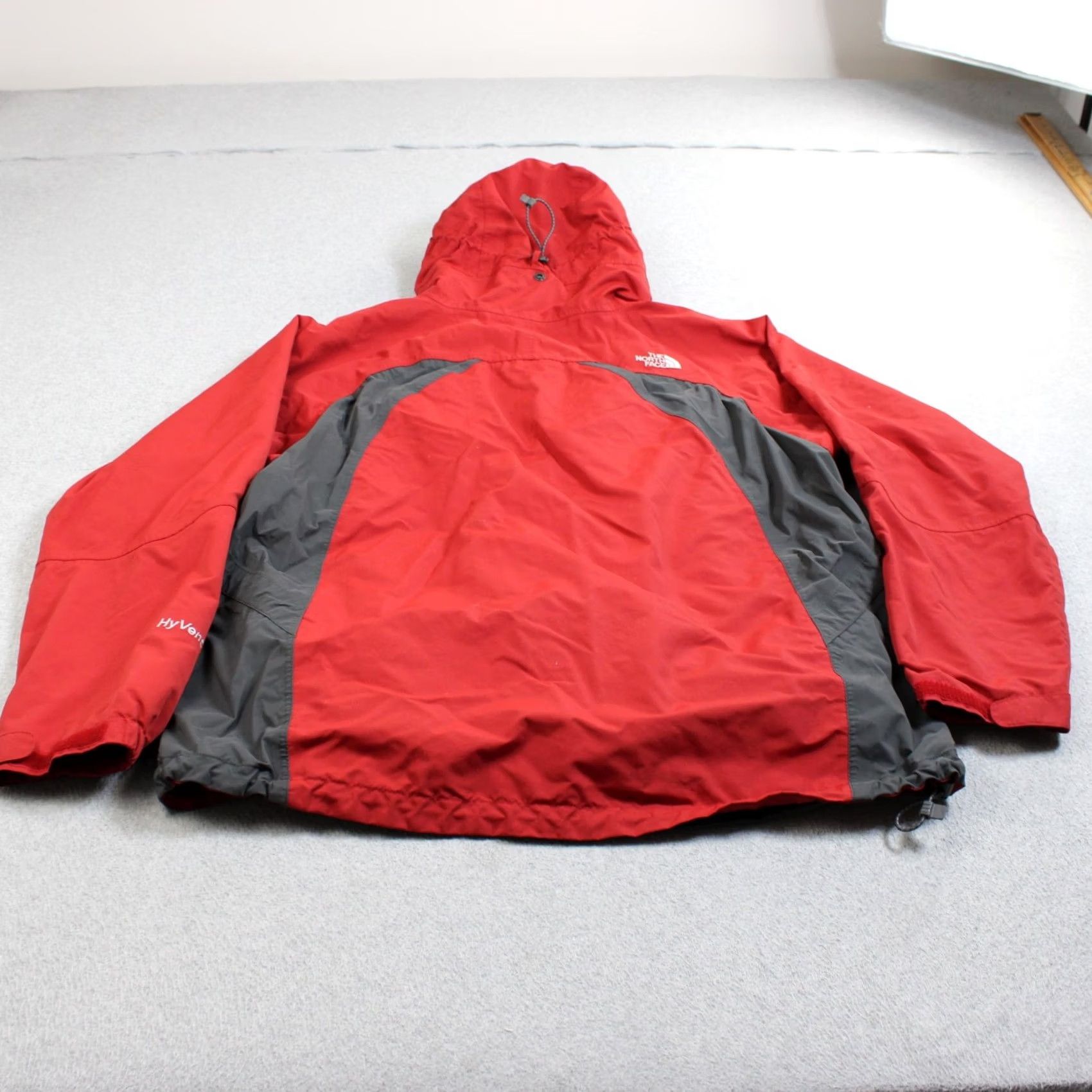 The North Face North Face Coat Men 2XL Red Gray HyVent Hooded Jacket Waterproof Snowboard Winter Size US XXL / EU 58 / 5 - 2 Thumbnail