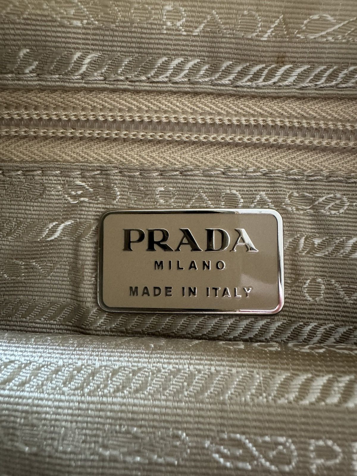 Prada Prada Vintage Messenger Bag | Beige Size ONE SIZE - 3 Thumbnail
