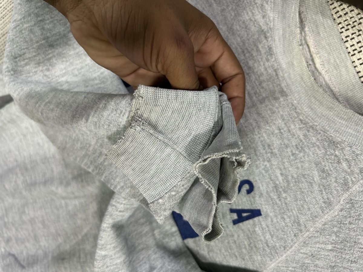 Lee Vintage 90s lee sweatshirt crewneck pullover distressed Size US S / EU 44-46 / 1 - 4 Thumbnail
