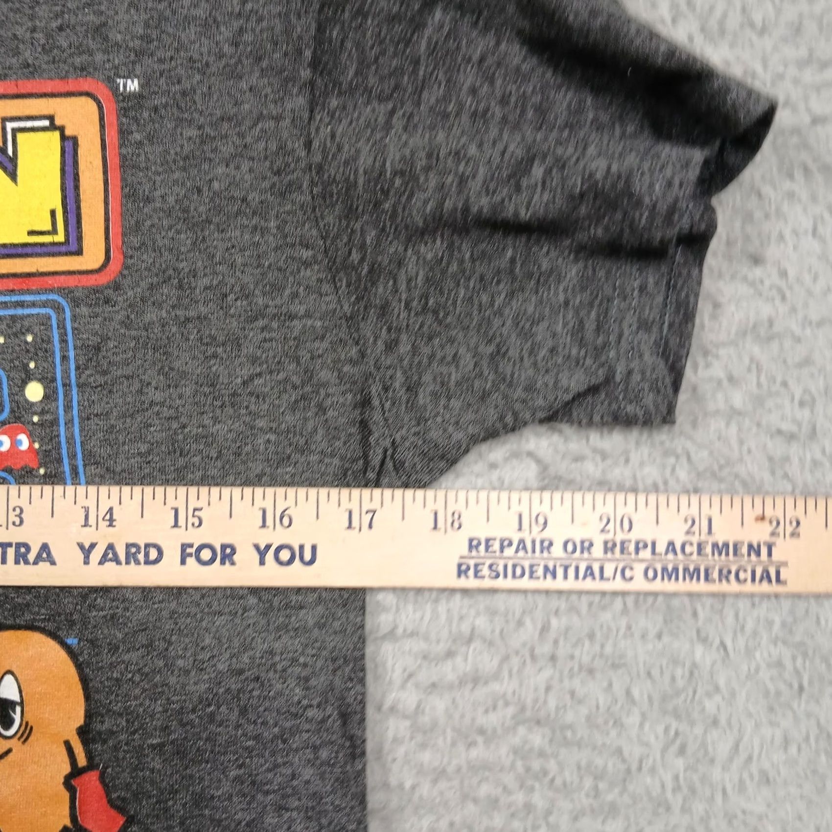 Vintage Pac-Man Shirt Mens Small Gray Retro Video Game Tee Classic Arcade Gaming Graphic Size US S / EU 44-46 / 1 - 4 Thumbnail