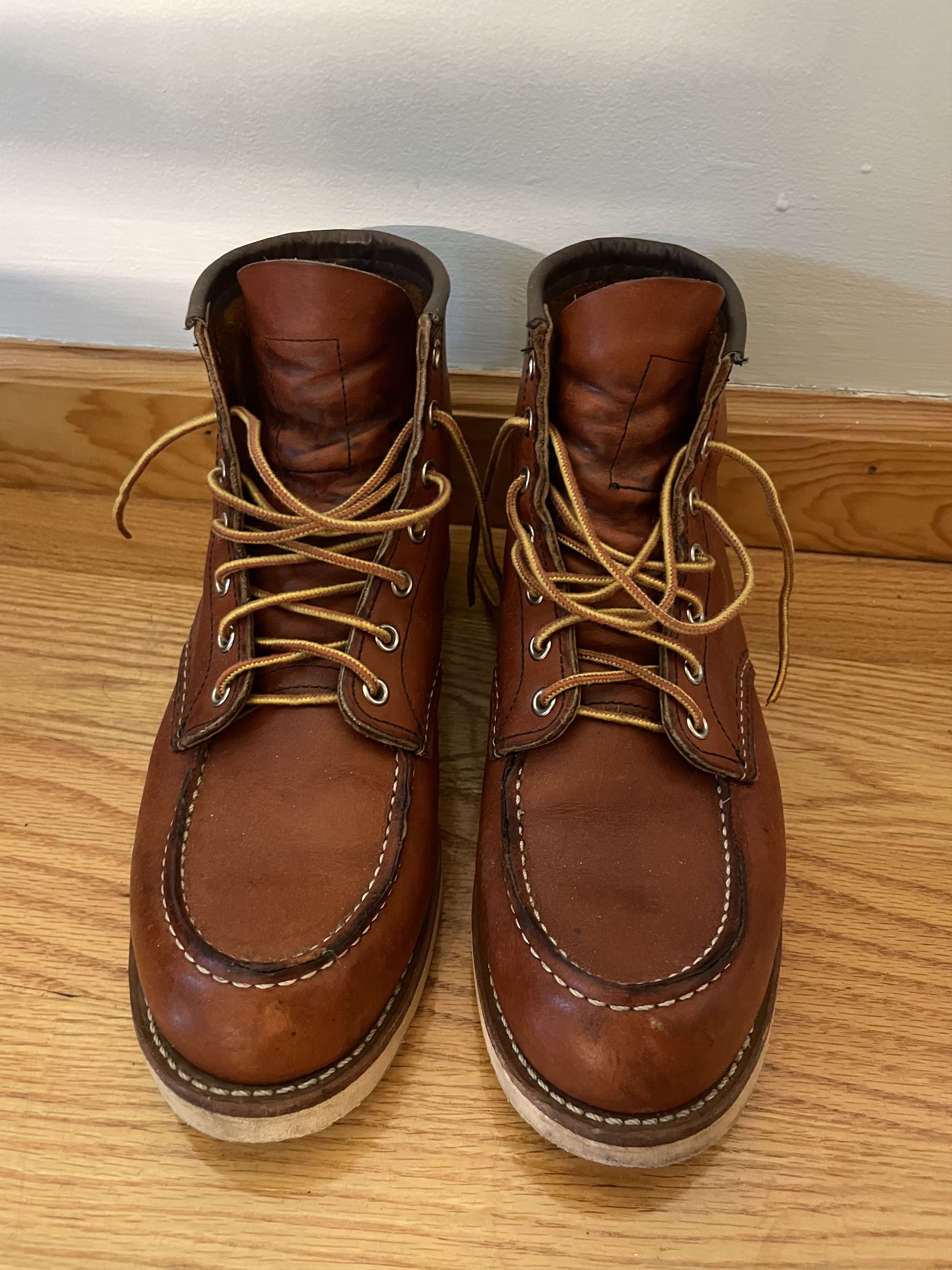 image of Red Wing Moc Toe Shoes in Russet Oro, Men's (Size 8.5)