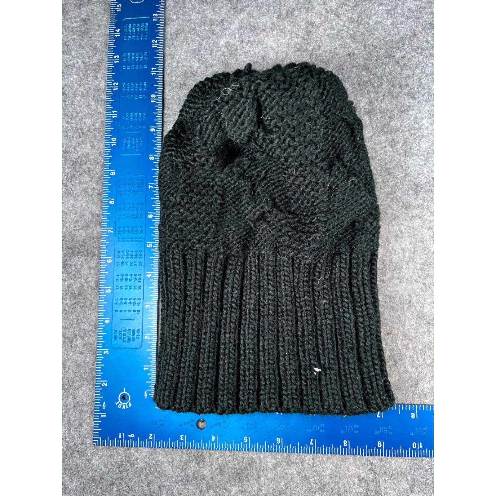 Vintage Berkshire Handkerchief Co Beanie Adult One Size Black Cable Knit Acrylic Pom Hat Size ONE SIZE - 7 Thumbnail