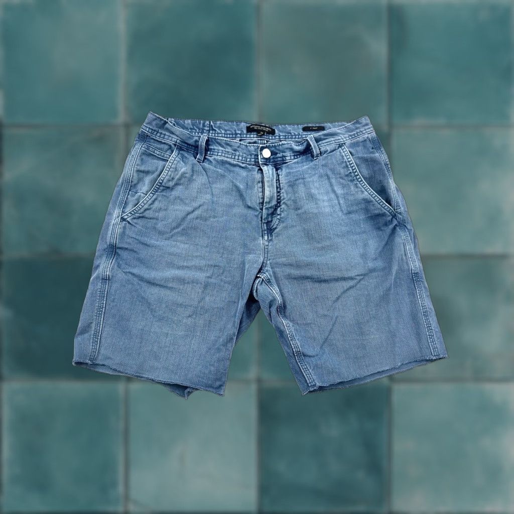 Banana Republic Banana Republic Shorts Men’s 34 Blue 8 Inch Short Size US 34 / EU 50 - 1 Thumbnail