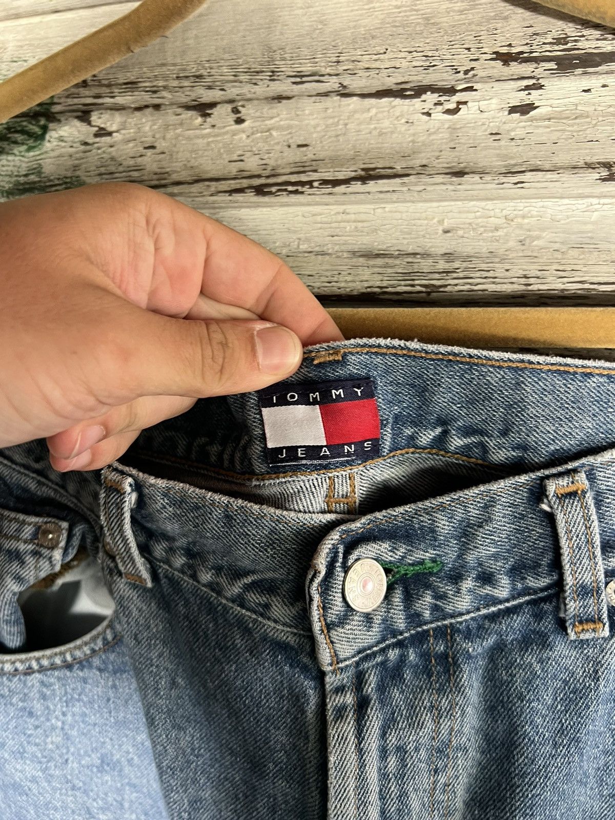Tommy Hilfiger × Vintage Vintage Tommy Hilfiger Jeans Size US 32 / EU 48 - 5 Thumbnail