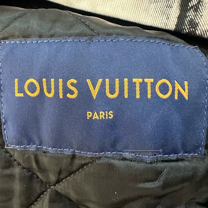 Louis Vuitton Louis Vuitton Tie-dyed embossed dove denim jacket Size US M / EU 48-50 / 2 - 6 Thumbnail