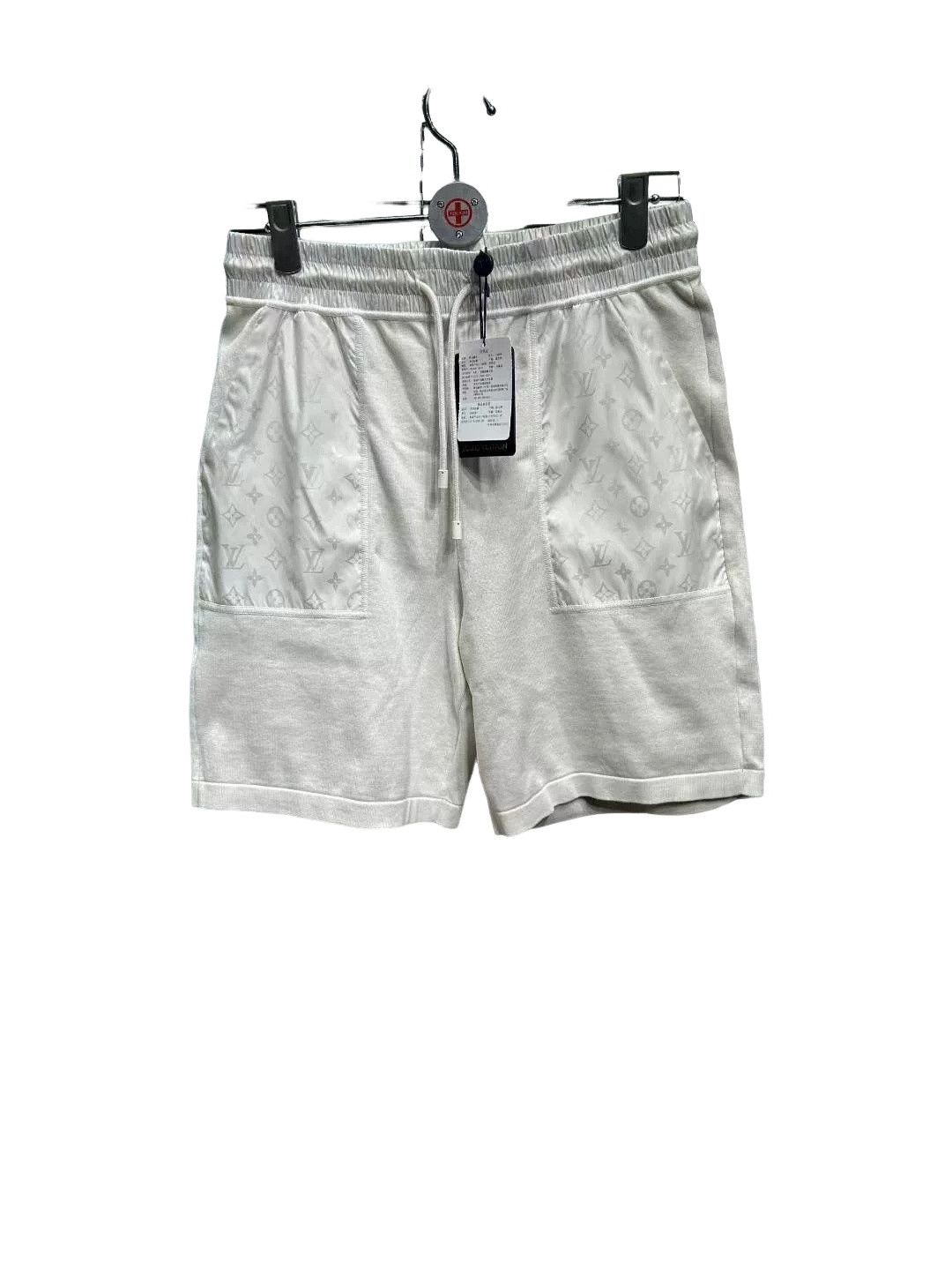 Louis Vuitton Louis Vuitton Monogram Pocket Shorts Size M Size US 32 / EU 48 - 1 Thumbnail