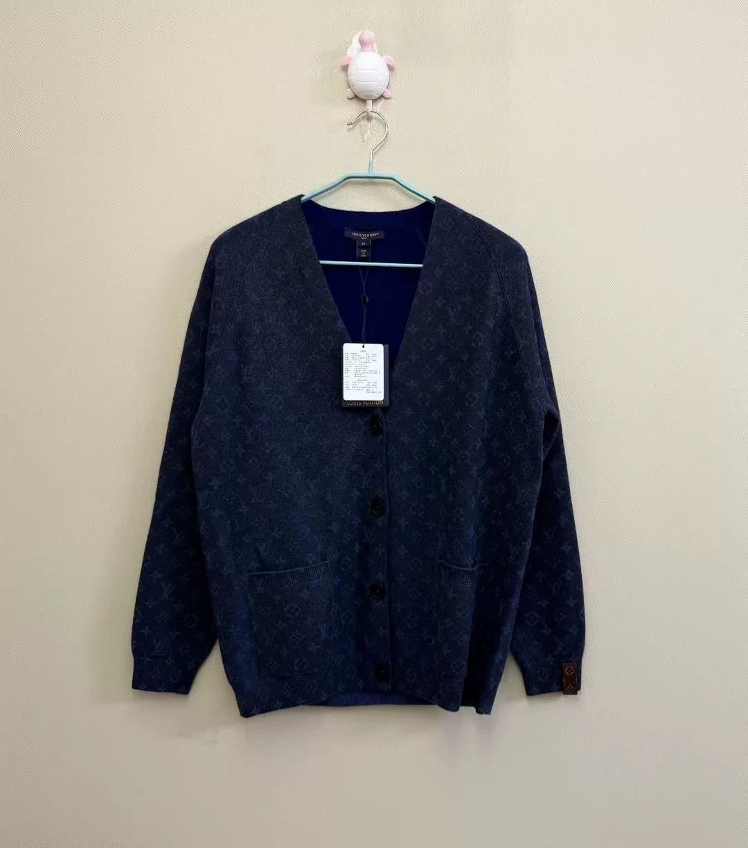 Louis Vuitton Louis Vuitton Blue Logo Glitter Cardigan Size M / US 6-8 / IT 42-44 - 1 Thumbnail