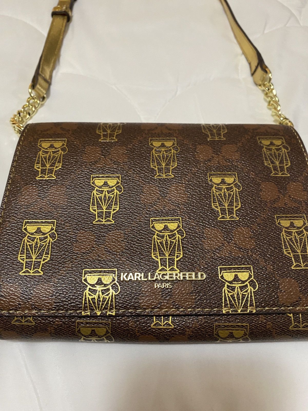 Karl Lagerfeld KARL LAGERFELD PARIS Connie Diamond Logo Crossbody Bag