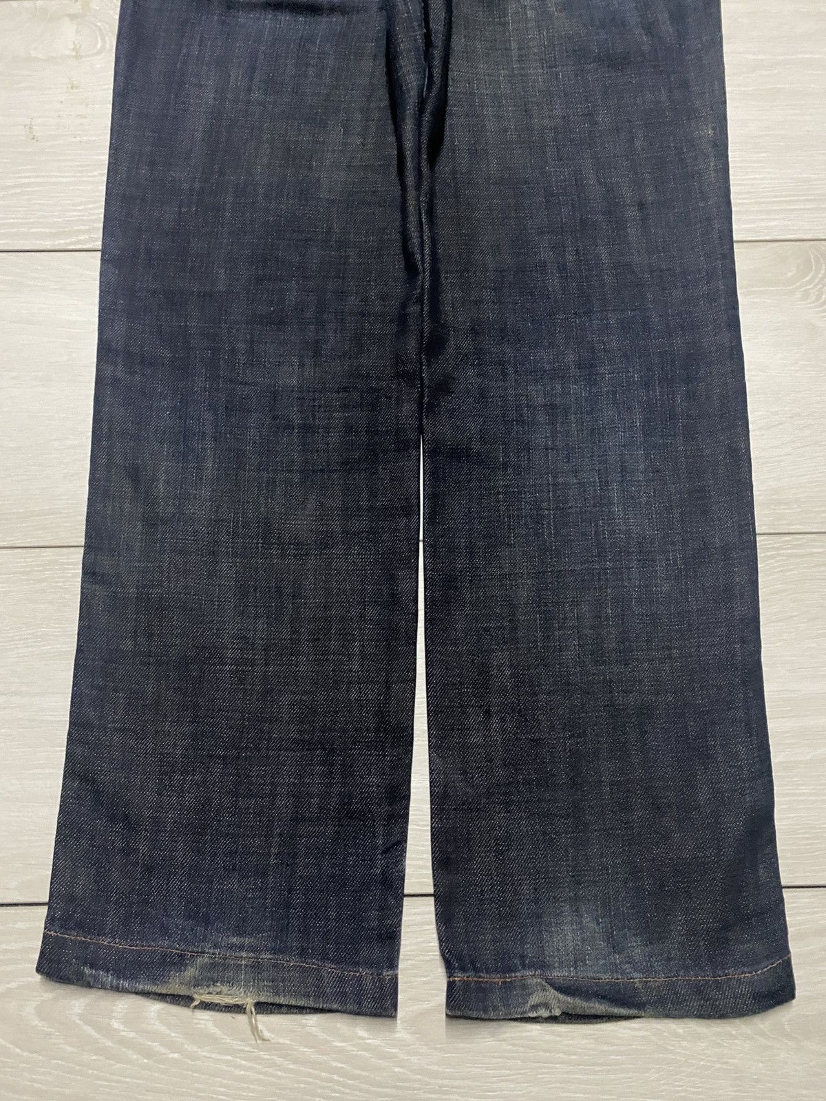 Levi's Levis Y2K Black Denim Distressed Straight Fits Jeans Size US 31 - 6 Thumbnail