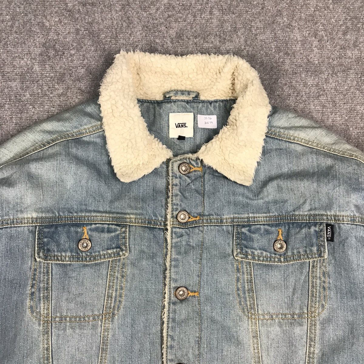 Vans VANS STREET WEAR DENIM BUTTON SHERPA CROPPED JACKET Size US M / EU 48-50 / 2 - 3 Thumbnail