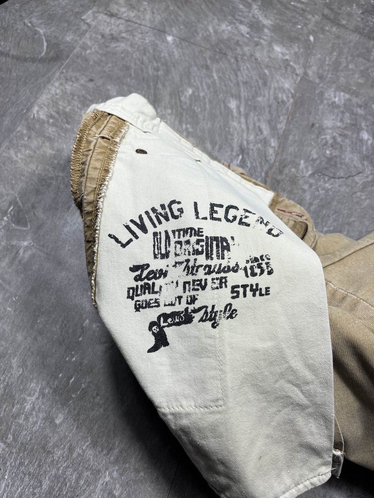 Levi's Levi’s Vintage Rare Beige Cargo Shorts Size 34 Size US 34 / EU 50 - 23 Thumbnail