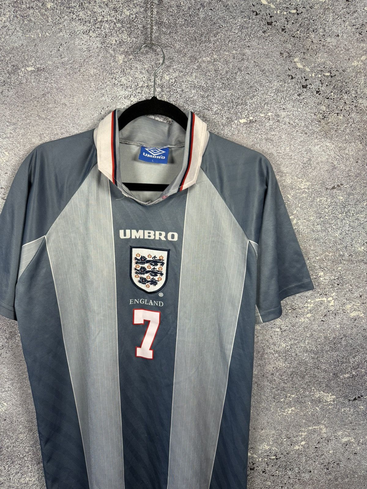 Vintage BECKHAM 90’s England National Team 1996 Umbro Jersey large Size US L / EU 52-54 / 3 - 3 Thumbnail