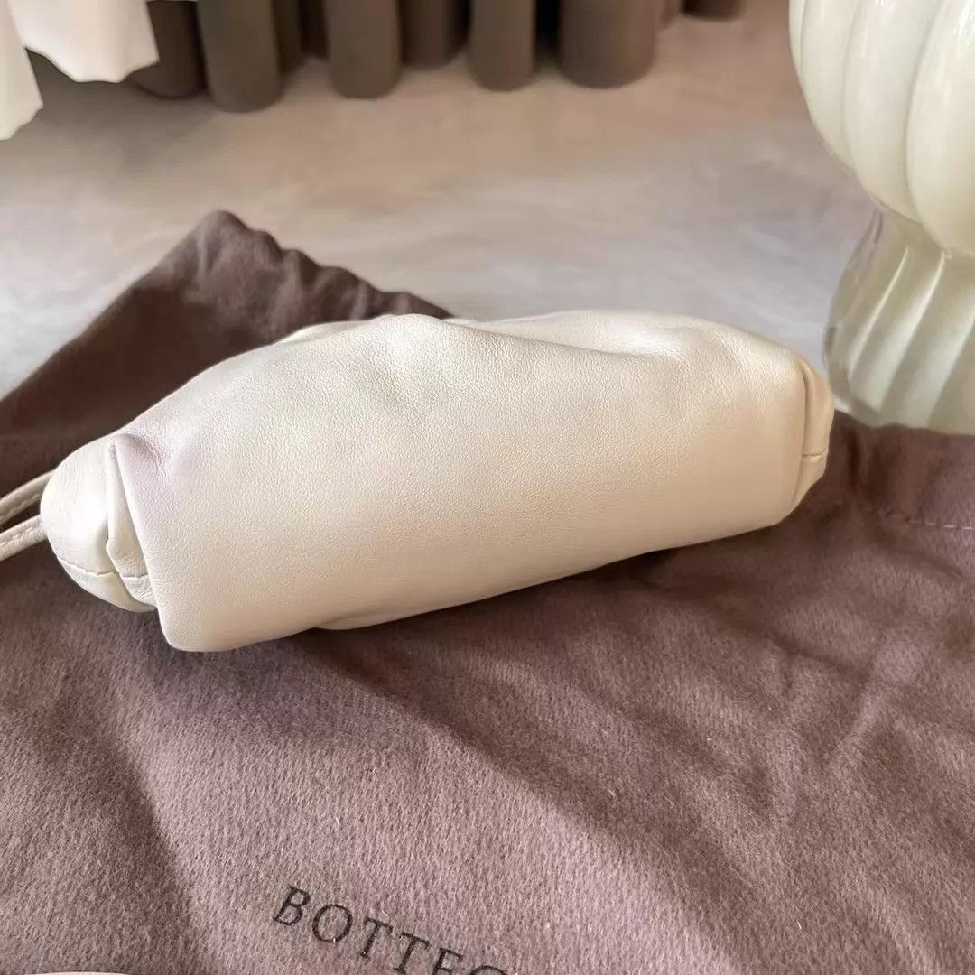 Bottega Veneta BV mini cloud coin pouch 15*6*2 Size ONE SIZE - 5 Thumbnail