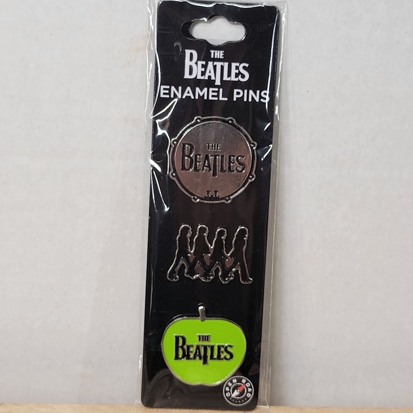 Other Set of 3 THE BEATLES Enamel Pins NEW / SEALED Size ONE SIZE - 1 Thumbnail