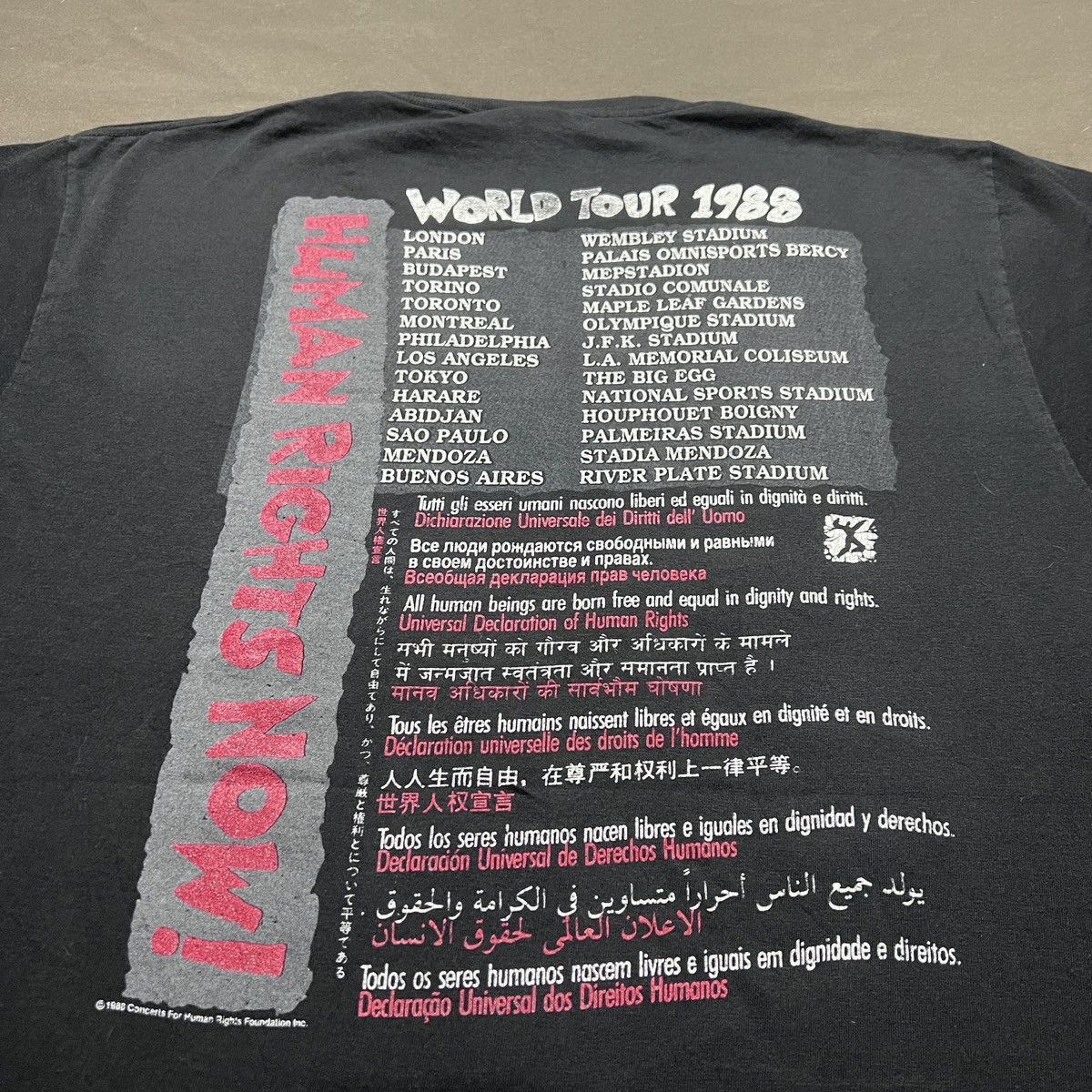 Vintage Vintage 80s Reebok Human Rights Tour Tee graphic streetwear Size US XL / EU 56 / 4 - 6 Thumbnail