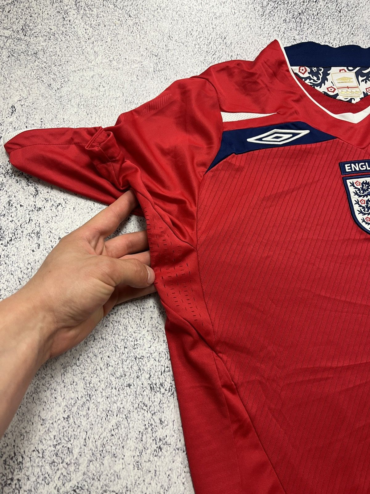 Umbro England 2008-2009 Away Soccer Jersey Football T-shirt Y2k Size US M / EU 48-50 / 2 - 6 Thumbnail