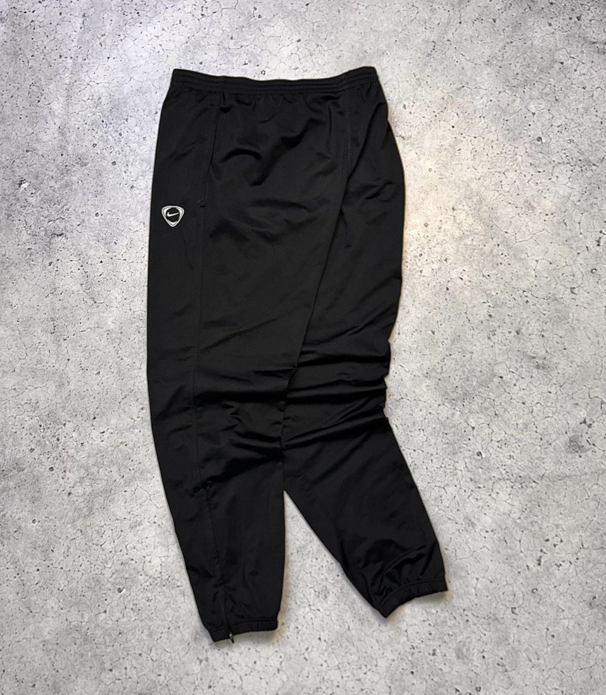 Nike × Vintage Vintage Nike Pants Black Joggers Streetwear Swoosh Drill Y2K Size US 34 / EU 50 - 1 Thumbnail