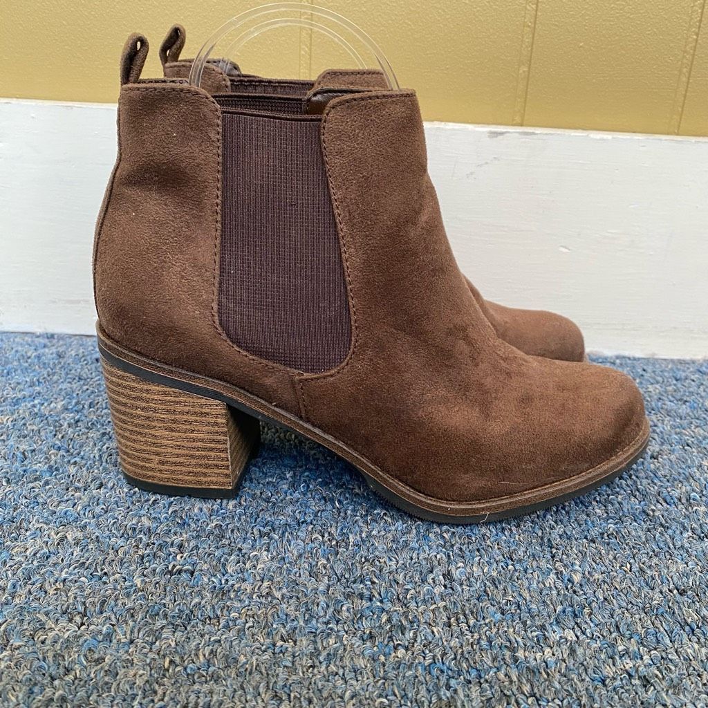 Other White Mountain women 6.5 pull on heeled ankle booties brown Size US 6.5 / IT 36.5 - 1 Thumbnail