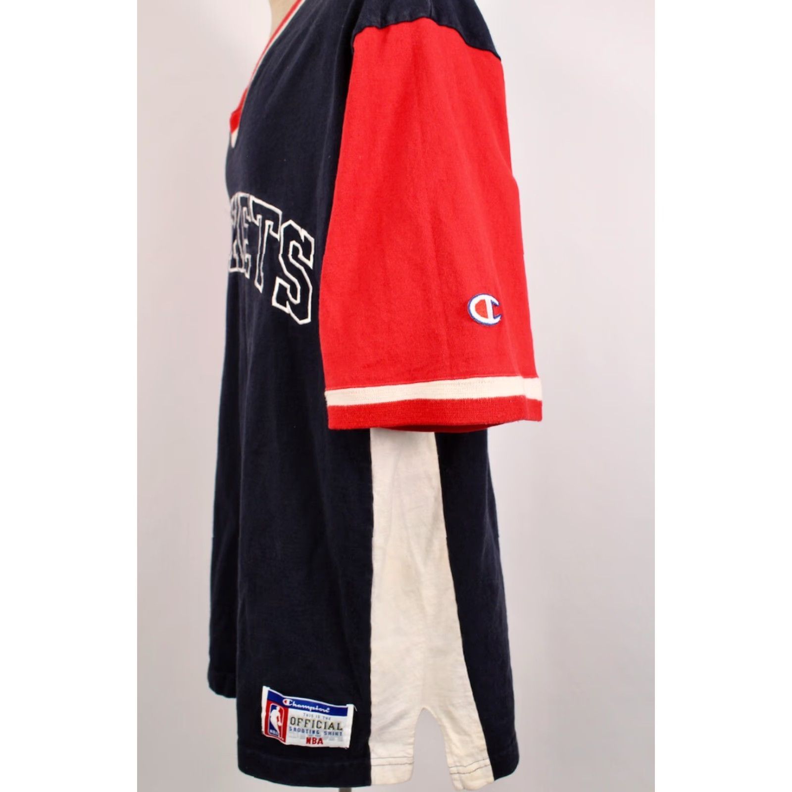 Champion VINTAGE Champion Houston Rockets Shooting Shirt Mens L Blue 90s NBA Tshirt Shirt Graphics Size US L / EU 52-54 / 3 - 3 Thumbnail