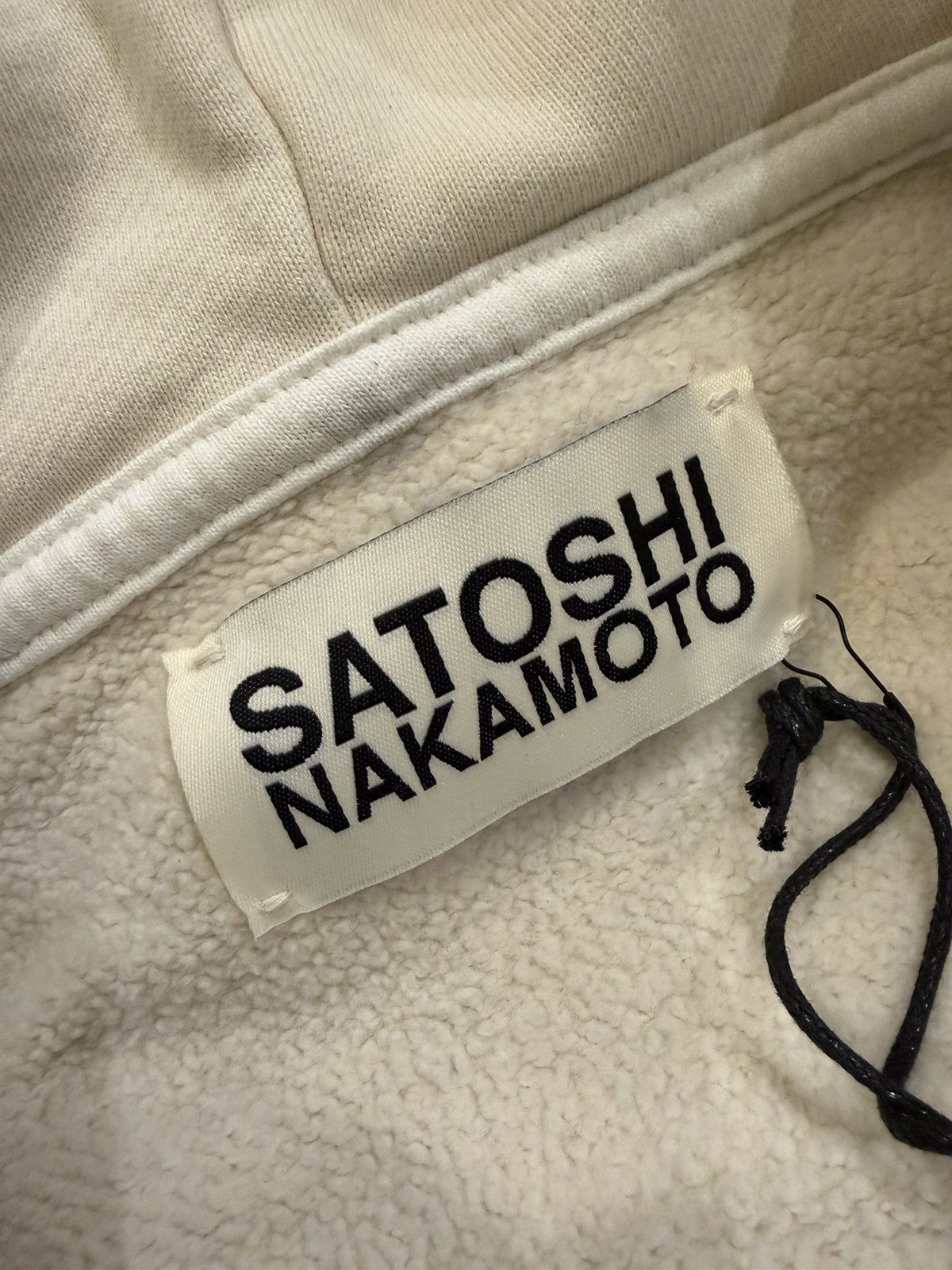 Satoshi Nakamoto Satoshi Nakamoto Movie Star Hoodie Size US XXL / EU 58 / 5 - 3 Thumbnail