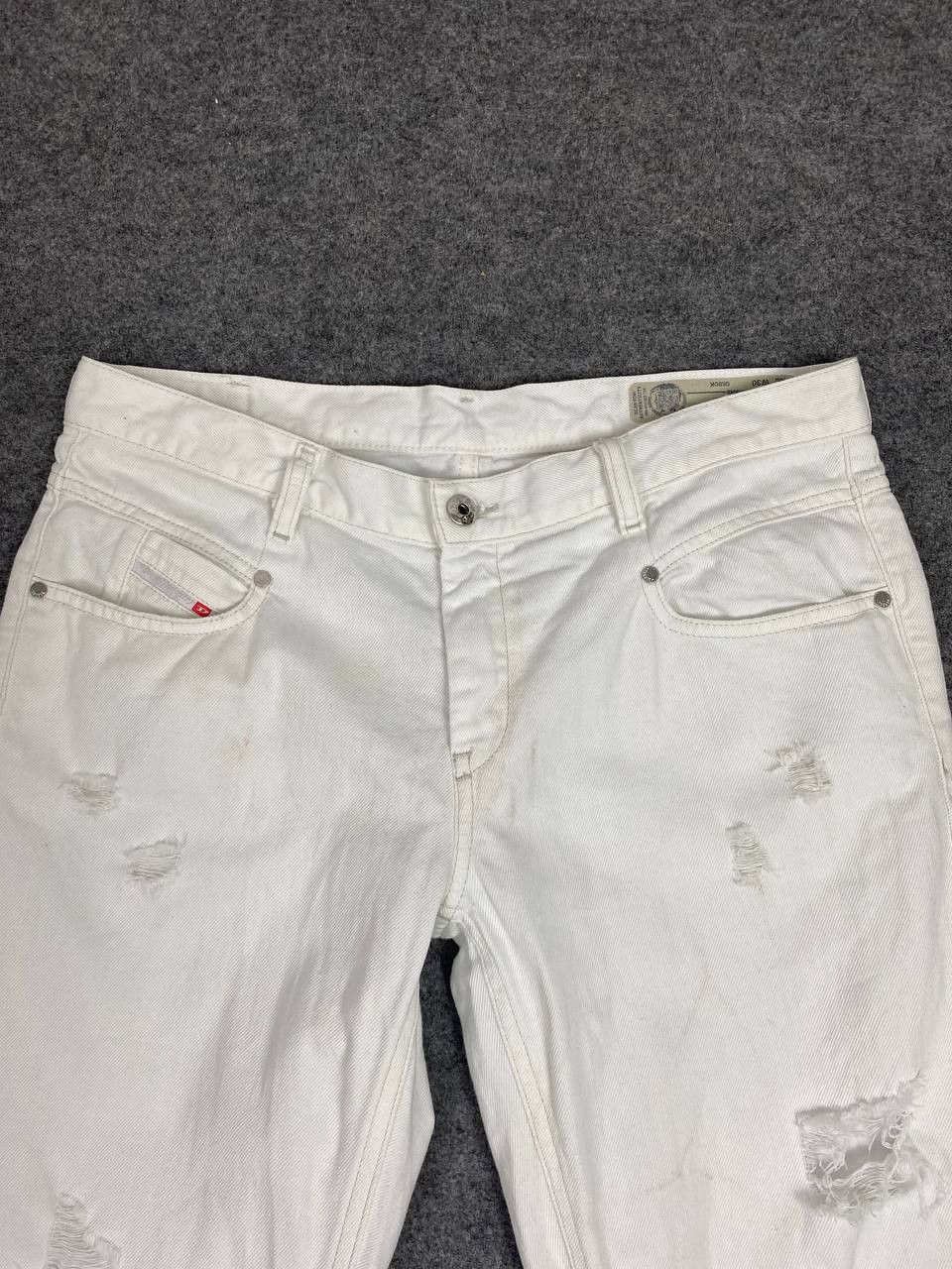 Diesel diesel regular slim straight distressed denim Size US 34 / EU 50 - 9 Thumbnail