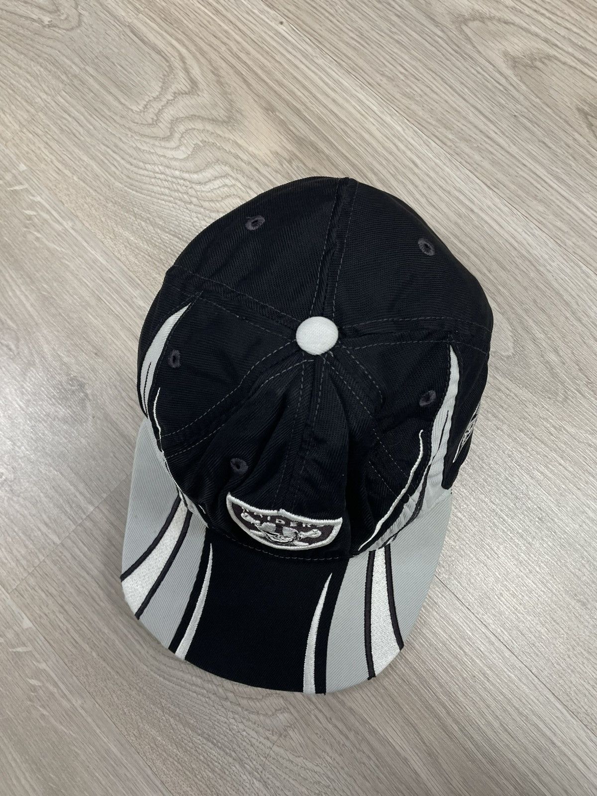 NFL × Reebok Casquette Vintage NFL x Reebok Oakland Raiders Size ONE SIZE - 5 Thumbnail