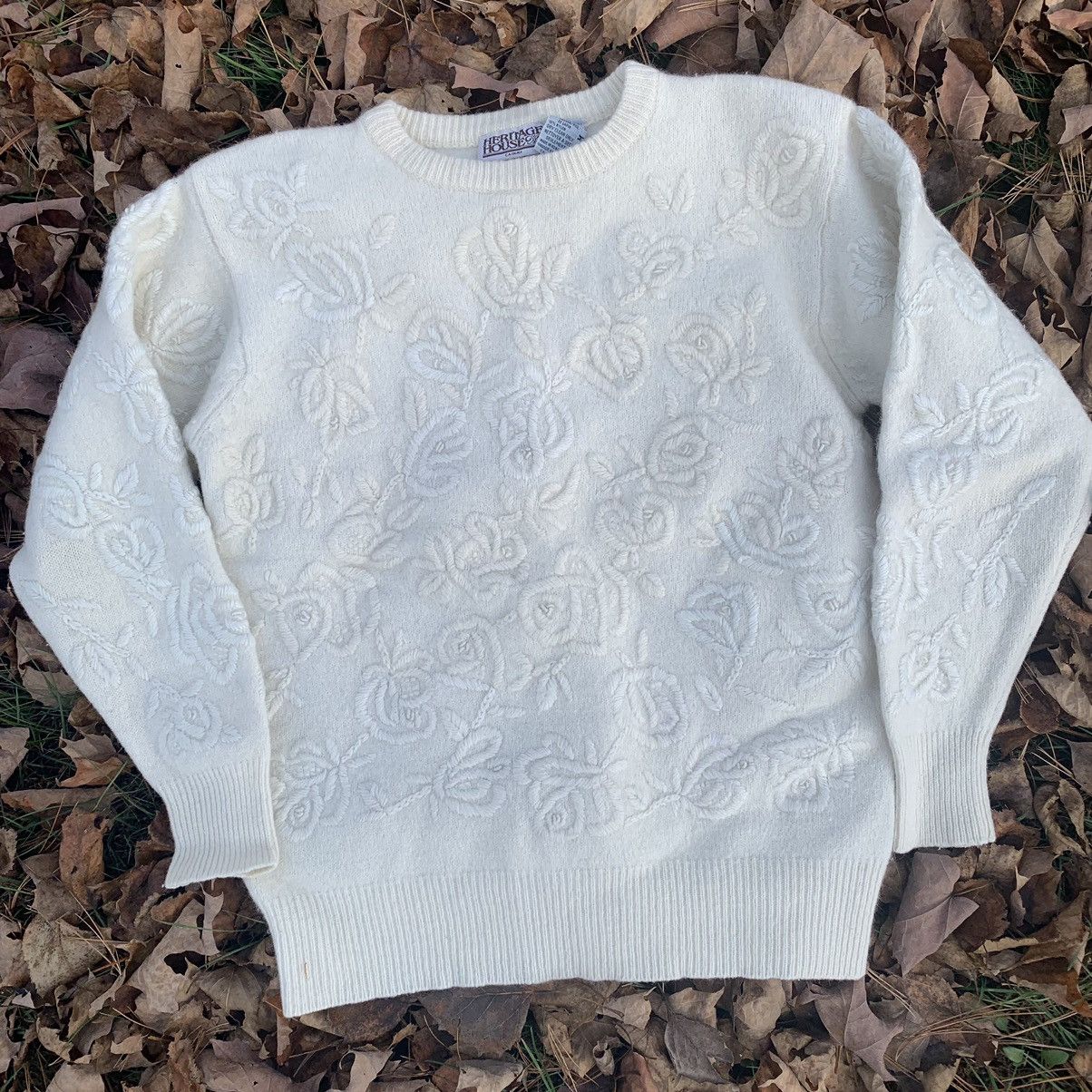 Vintage Vintage Angora Rabbit Fur Lambswool Sweater Size M / US 6-8 / IT 42-44 - 1 Thumbnail