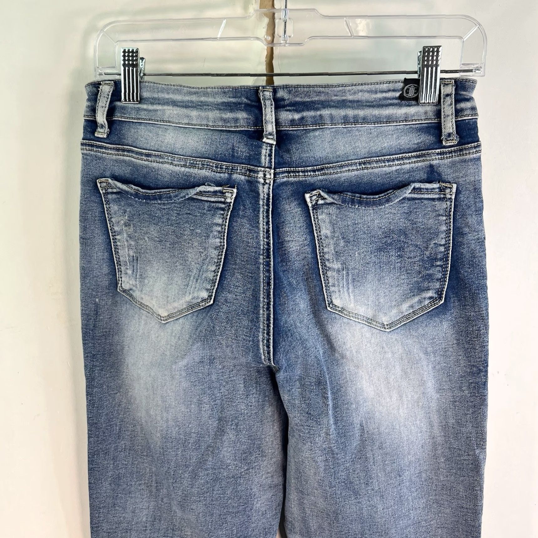 Denime VINTAGE Elite Jeans Distressed Croped Denim Womens Size 12 Blue 28x25 Cropped Regular Zip Button Logo Zipper 25 Inseam Size 34" / US 12 / IT 48 - 6 Thumbnail