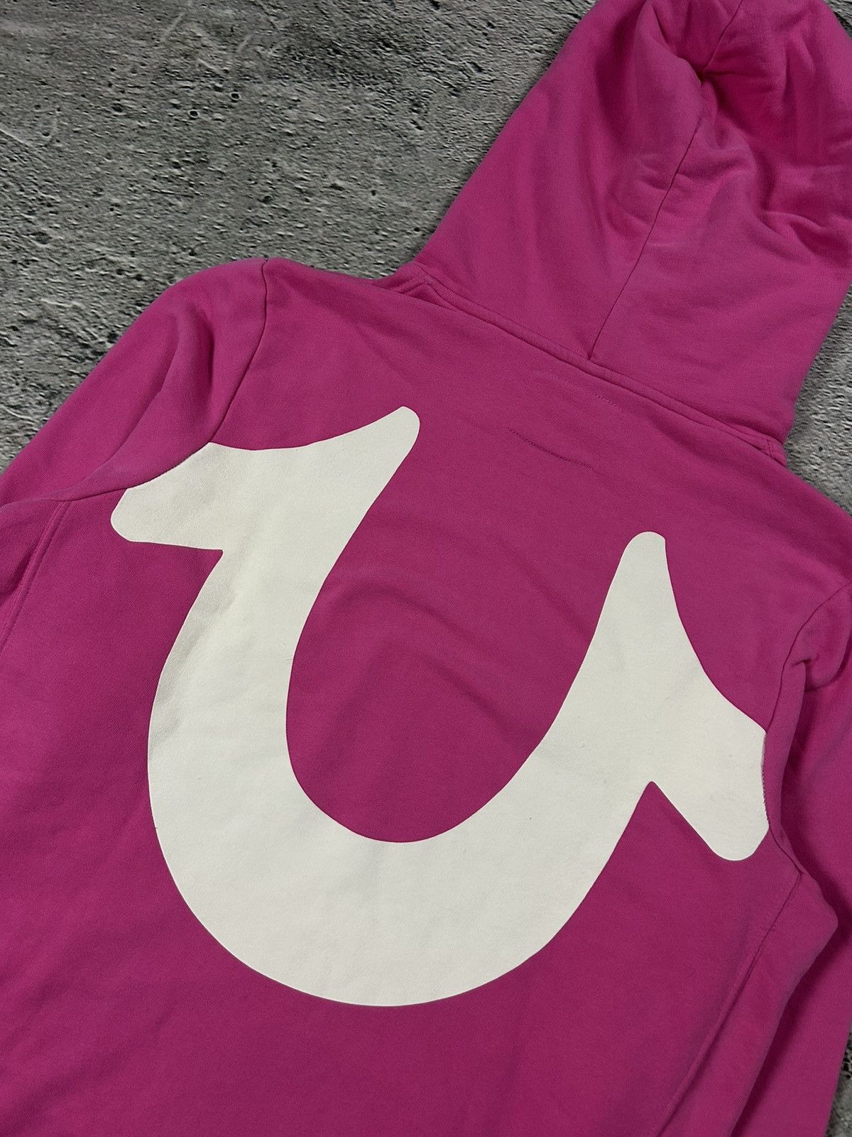 True Religion True Religion hoodie pink big logo white horseshoe vintage Size US L / EU 52-54 / 3 - 6 Thumbnail
