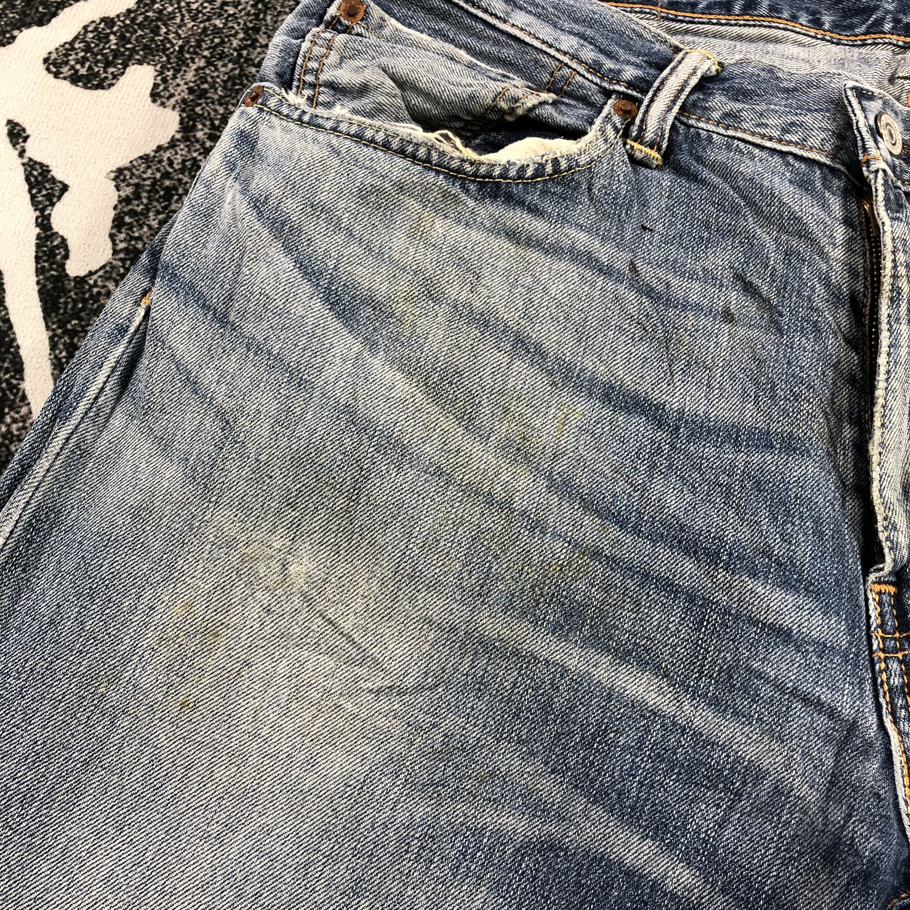 Levi's Vintage Levis 503 Jeans Distress Faded Blue Denim KJ957 Size US 34 / EU 50 - 13 Thumbnail