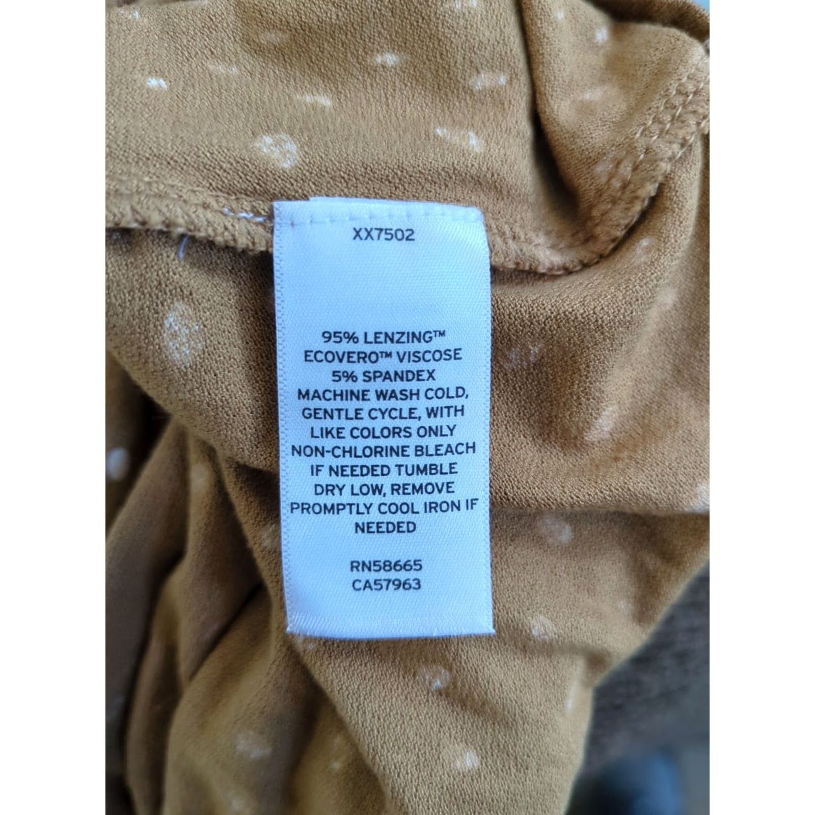 Vintage BP Dress NWT Women's XS Tan Warpy Dot Knew Length Dress Size XS / US 0-2 / IT 36-38 - 5 Thumbnail
