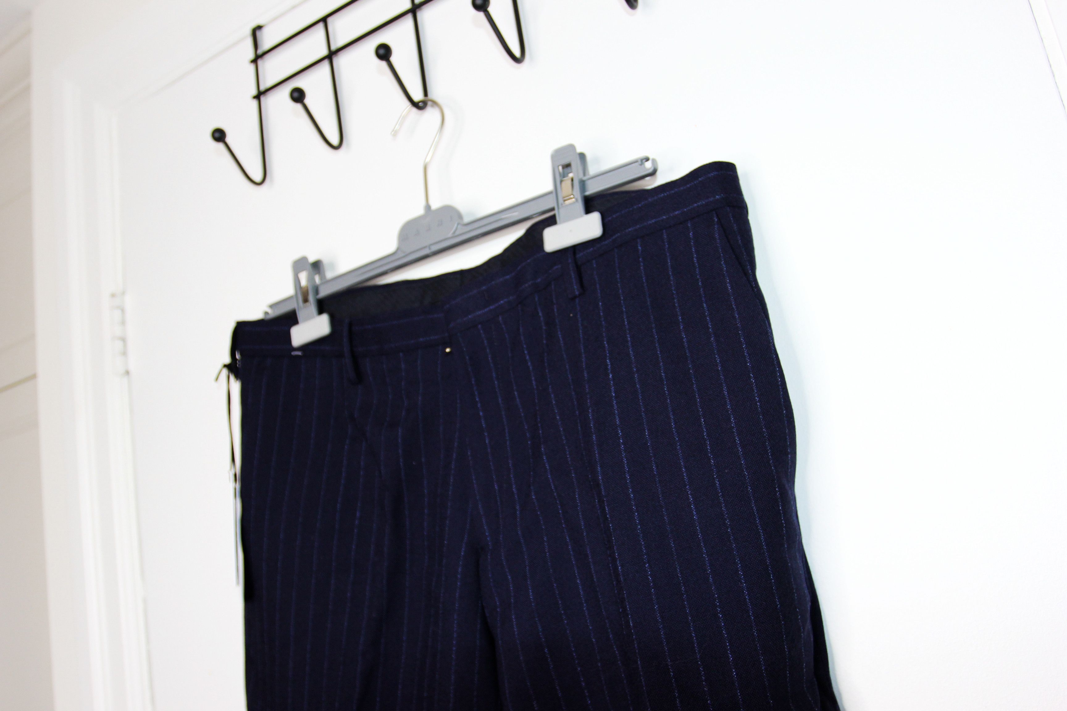 Paul Smith BNWT AW25 PAUL SMITH SEWN TURN-UPS PINSTRIPED PANTS 34 Size US 34 / EU 50 - 4 Thumbnail