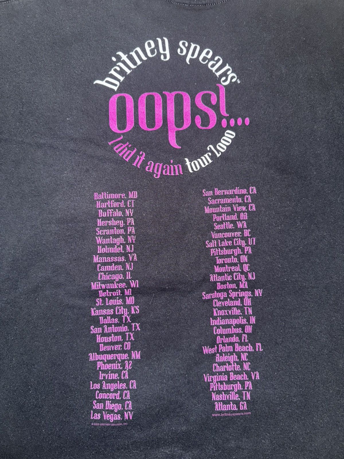 Vintage Vintage 2000 Britney Spears Oops (Ariana Grande Lady Gaga) Size US L / EU 52-54 / 3 - 7 Thumbnail