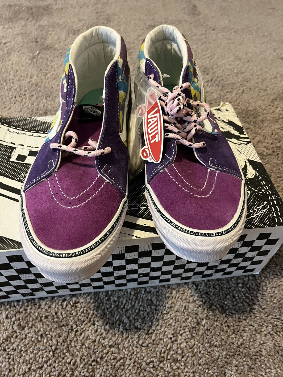 Vans Vans x Aries Sk8-Mid Size US 11 / EU 44 - 3 Thumbnail