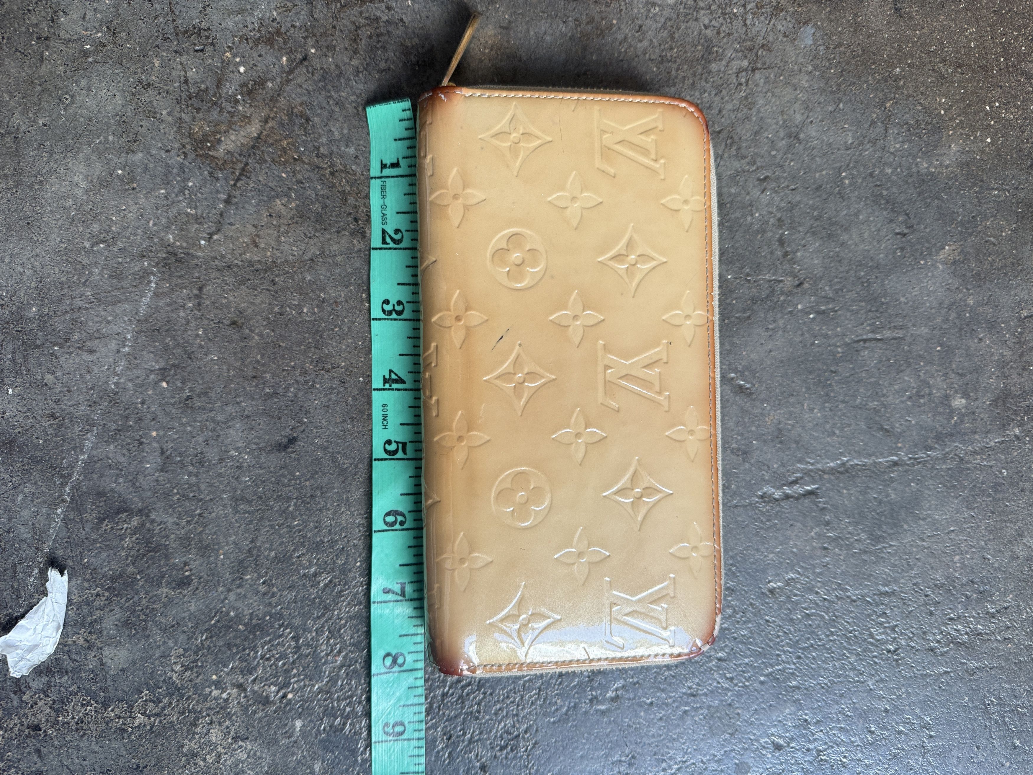 Louis Vuitton Louie Vuitton patent Leather Monogram Zippy Wallet Size ONE SIZE - 13 Thumbnail