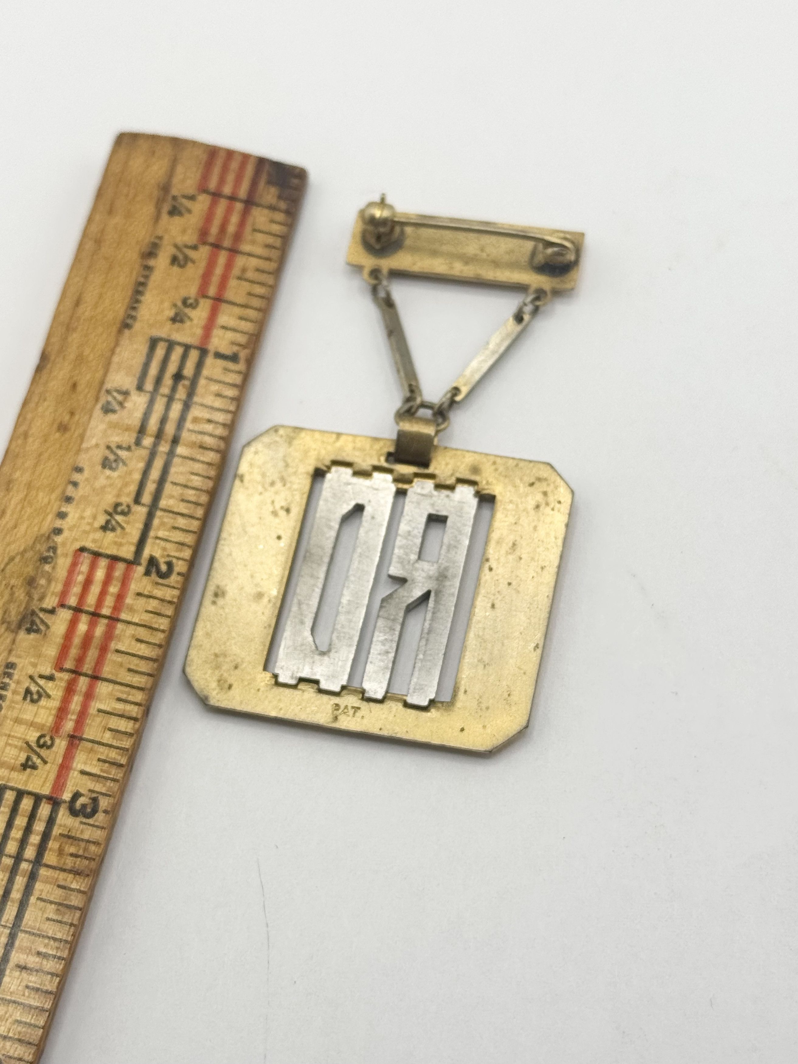 Vintage Estate monogrammed RD Brooch Pin Size ONE SIZE - 4 Thumbnail