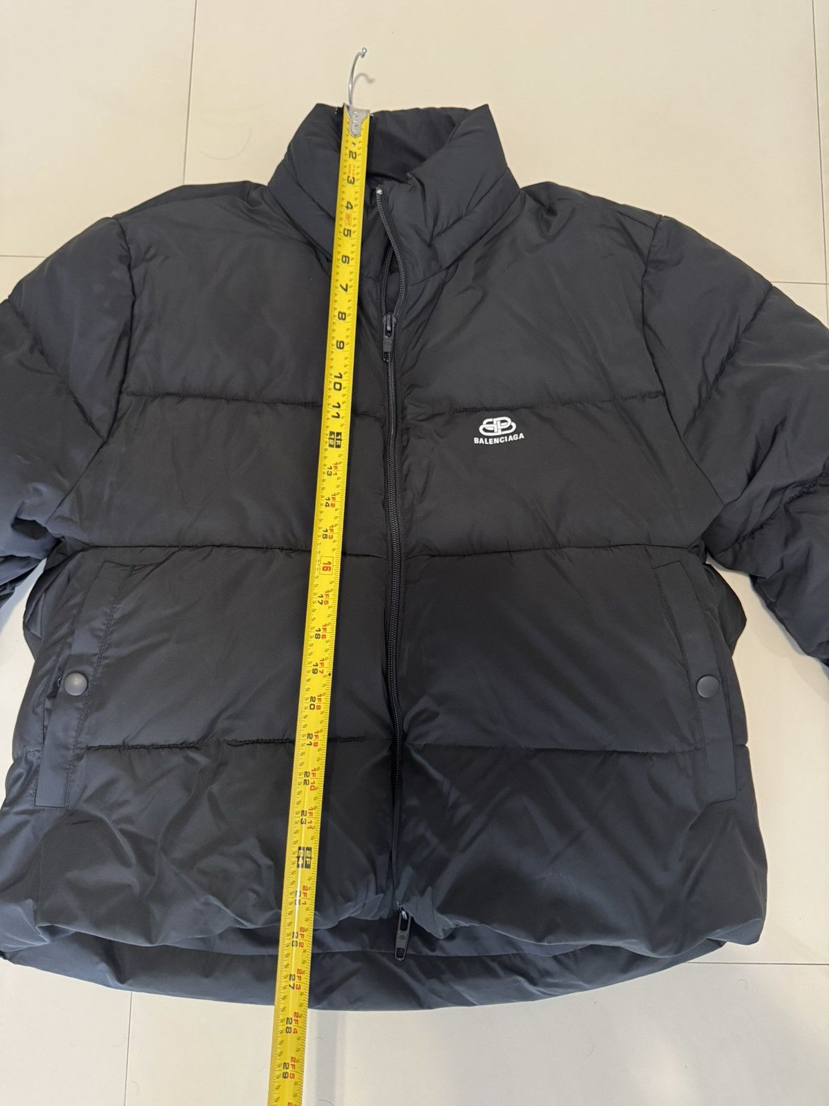 Balenciaga Balenciaga Logo Puffer Jacket Black Size 46 / US Medium Size US M / EU 48-50 / 2 - 7 Thumbnail