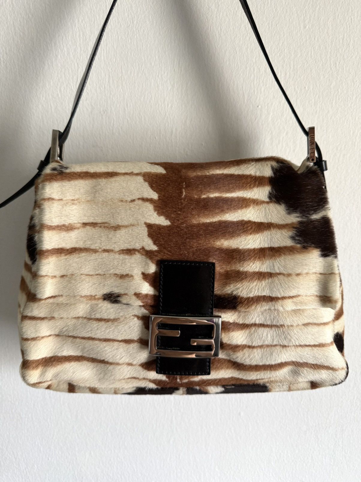 Fendi 2000s Sick Limited Edition Fendi Pony Hair Mama Baguette bag Size ONE SIZE - 2 Thumbnail