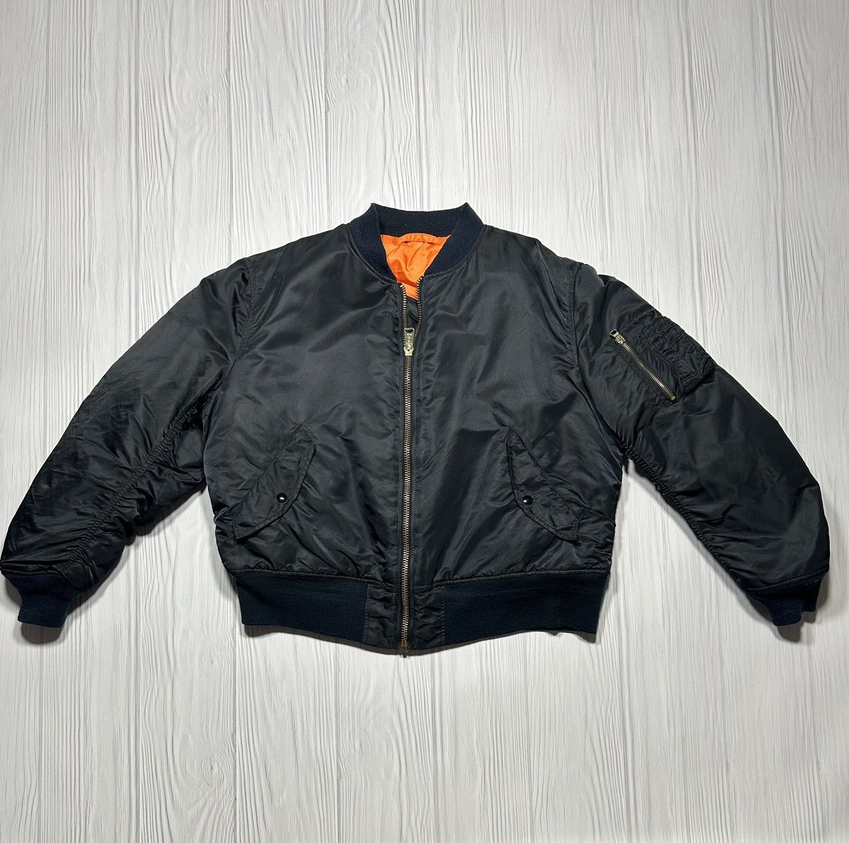 Alpha Industries Vintage Alpha Industries MA-1 Big Red Machine Custom Bomber Size US XL / EU 56 / 4 - 6 Thumbnail