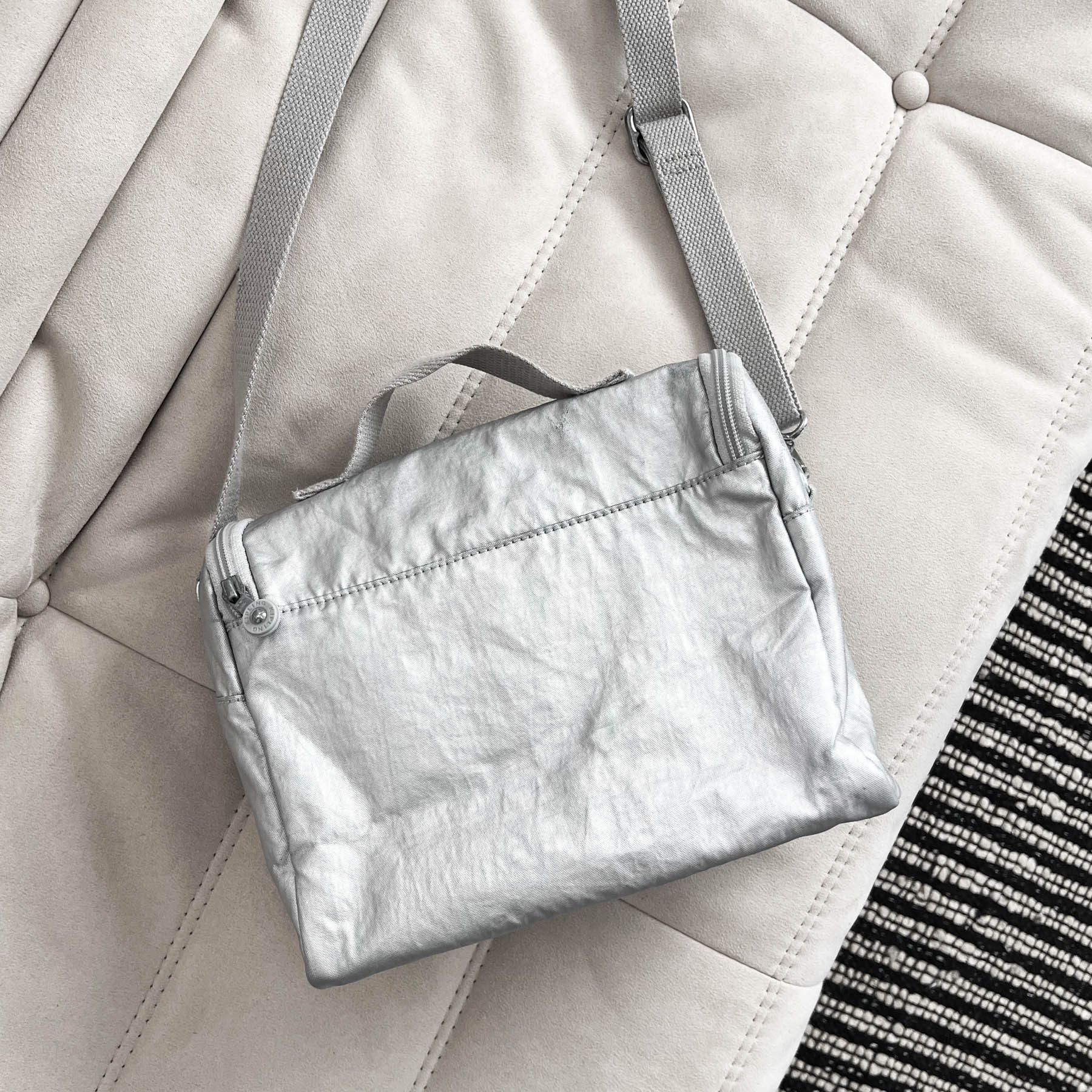 Vintage Amazing Vintage Kipling Silver Shoulder Bag Size ONE SIZE - 8 Thumbnail
