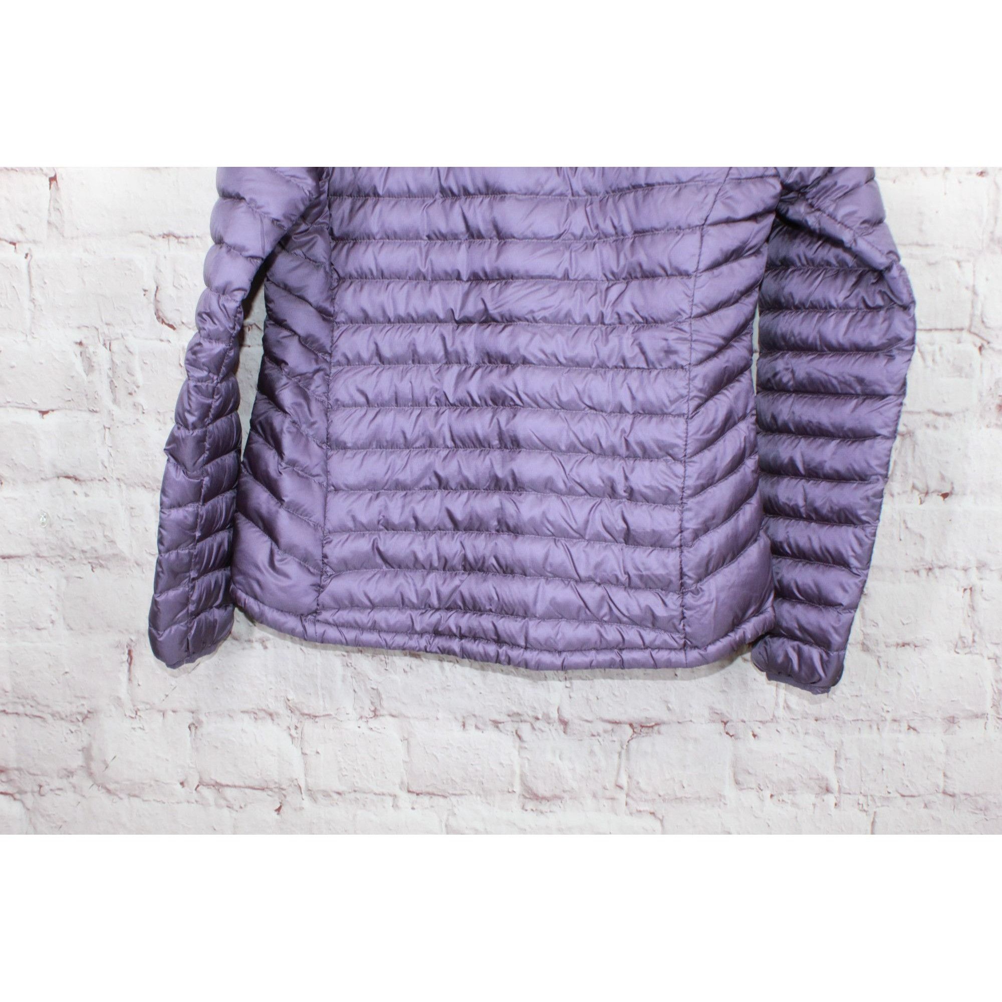 L.L. Bean LL Bean Women's Ultralight 850 Down Hooded Sweater Size S / US 4 / IT 40 - 5 Thumbnail